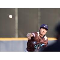 Pensacola Blue Wahoos pitcher Evan Fitterer